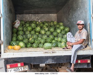 watermelon-seller-sheikh-mansur-market-dushanbe-tajikistan-ctr1t3